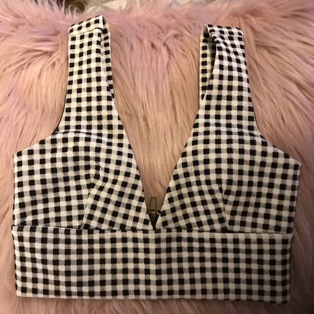 MISSGUIDED crop top
